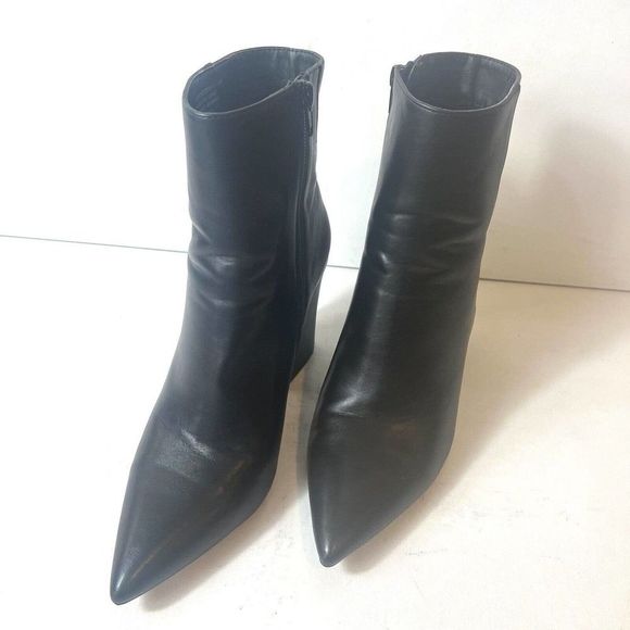 Madden Girl Fashion Boots Black Faux Leather Womens 9.5M Square Heel Pointed Toe - Picture 3 of 12